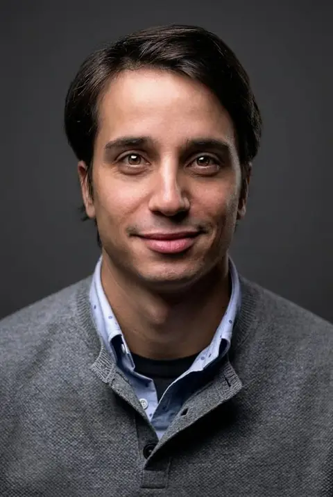 A front-facing, evenly lit portrait like this one gives the best lip-sync.